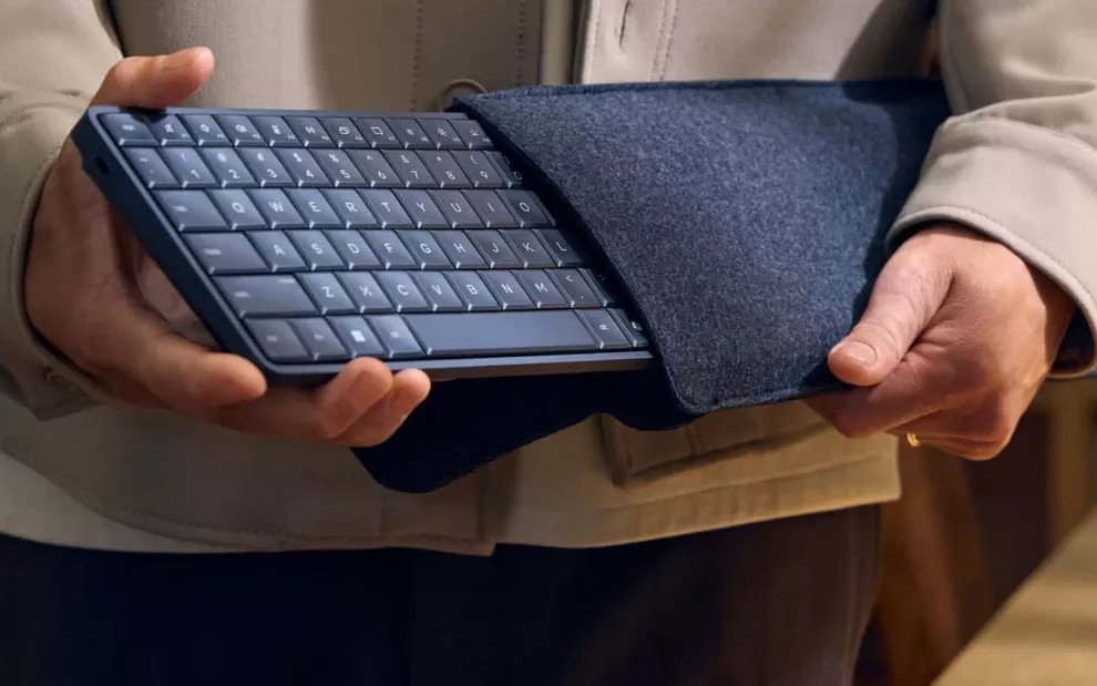 HP bu dəfə kompüteri klaviaturaya yerləşdirdi: qiyməti 4 167 dollar!