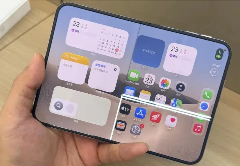 iPhone Duo-nun ekranları istifadənin ilk saatlarında çatlayır