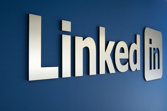 LinkedIn əlavə gəlir imkanlarını genişləndirir
